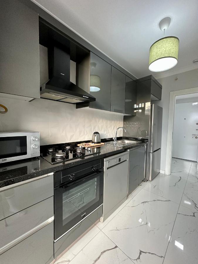 Sisli Modern Residence, 2 Bedroom Apartments, 250M Metro Station Стамбул Екстер'єр фото